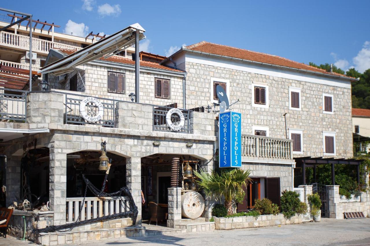 Suntime Apartment Tivat Exteriér fotografie